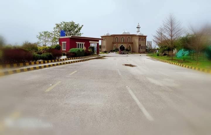 IDEAL GARDEN PHASE 1